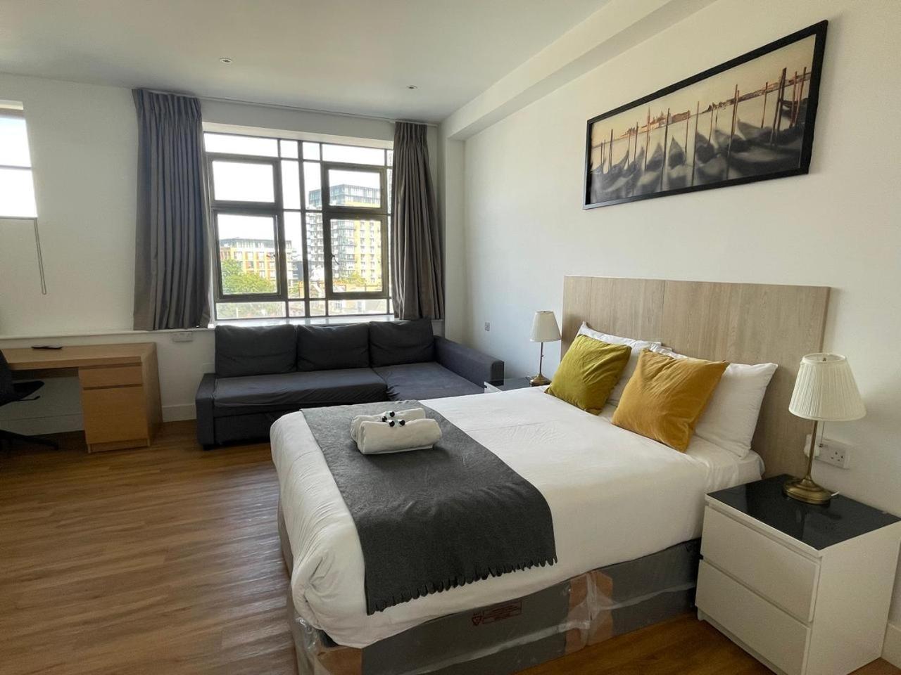 Equitable Hotel Лондон Екстериор снимка