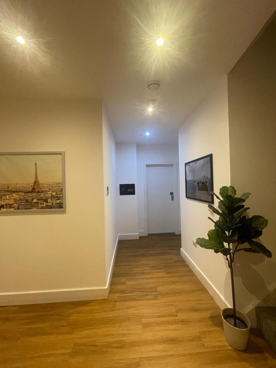 Equitable Hotel Лондон Екстериор снимка