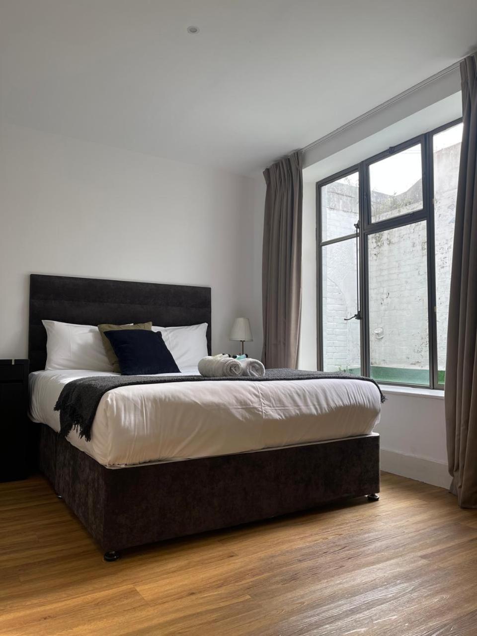 Equitable Hotel Лондон Екстериор снимка