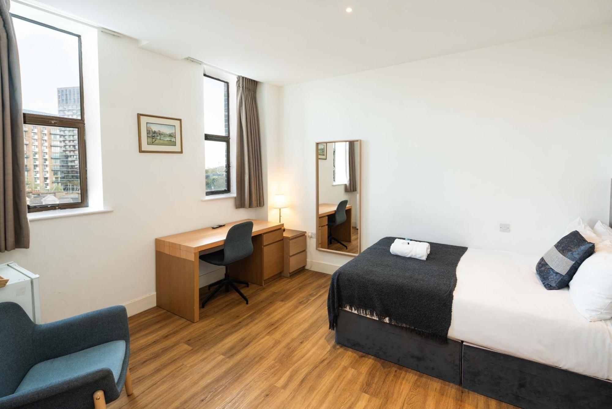 Equitable Hotel Лондон Екстериор снимка